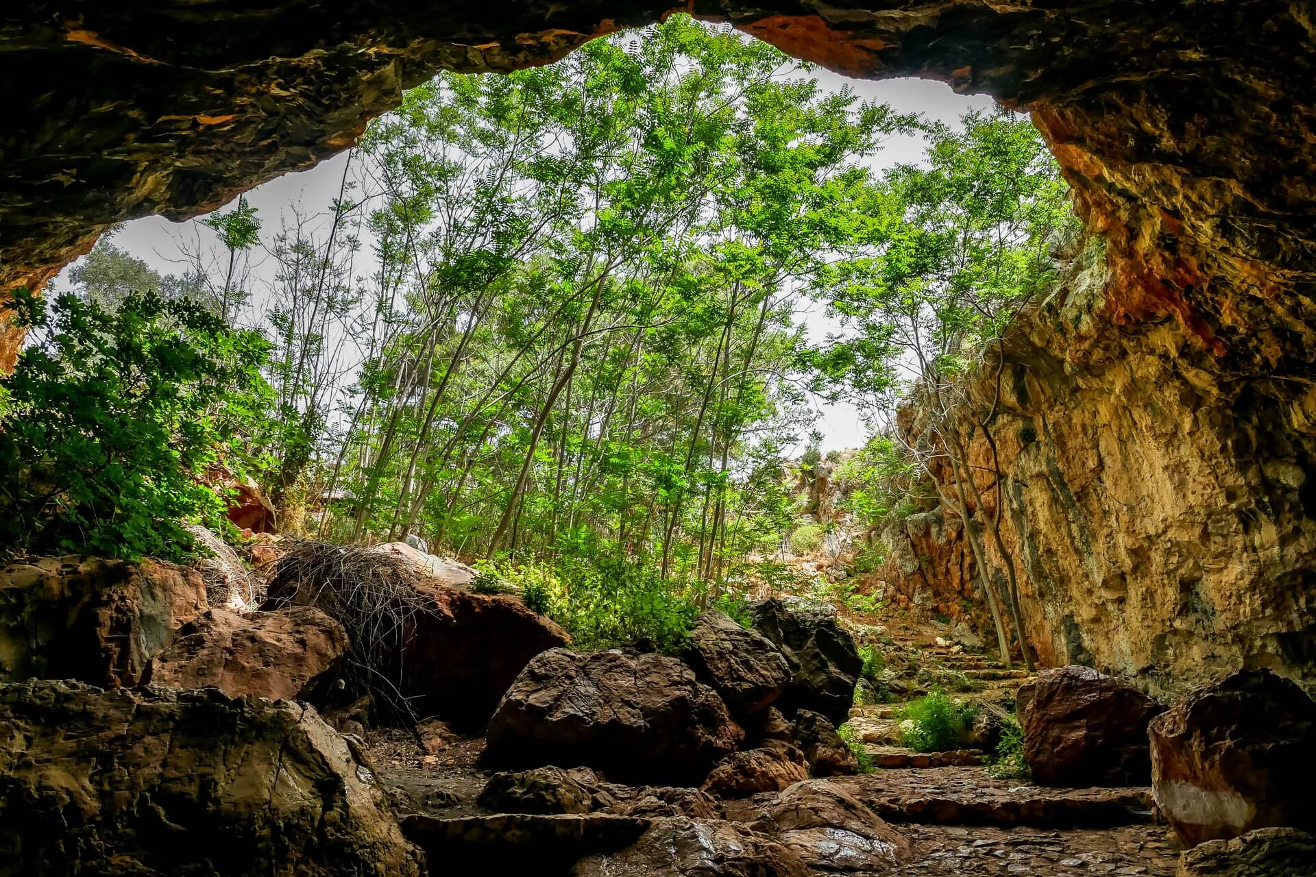 Agia Paraskevi Skotino Cave Heraklion Crete - allincrete.com