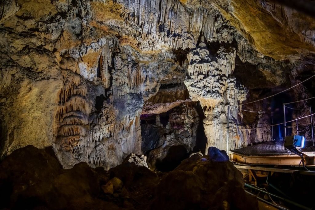 Sfendoni Cave Zoniana Crete - Copyright Allincrete.com